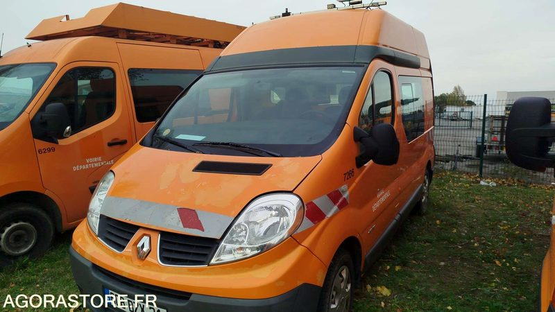 Renault Trafic - 2007 - 261796km - 608BZX31 - Furgón: foto 1 Renault Trafic - 2007 - 261796km - 608BZX31 - Furgón: foto 1