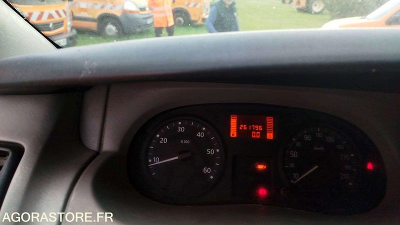 Renault Trafic - 2007 - 261796km - 608BZX31 - Furgón: foto 4 Renault Trafic - 2007 - 261796km - 608BZX31 - Furgón: foto 4