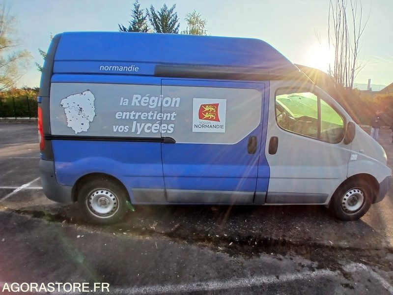 Renault Trafic – Diesel – 2010- 76 566 km - Furgón: foto 3 Renault Trafic – Diesel – 2010- 76 566 km - Furgón: foto 3