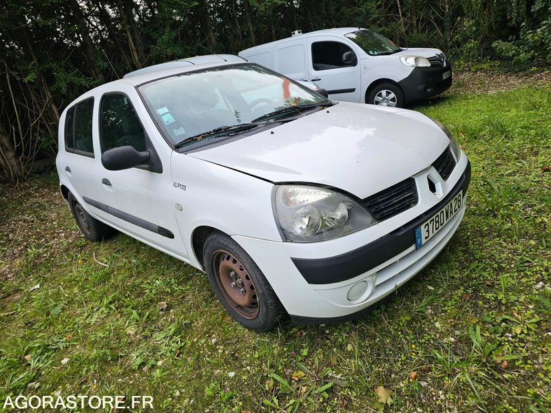 Renault clio - 2005 - 170245km - 3780WA28 - Coche: foto 2 Renault clio - 2005 - 170245km - 3780WA28 - Coche: foto 2