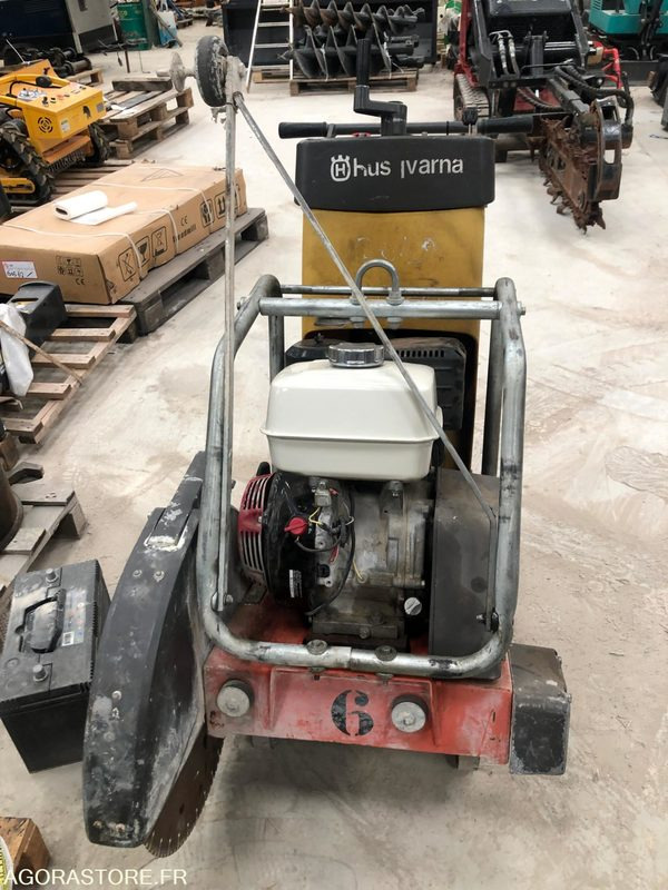 SCIE A SOL HUSQVARNA FS413 - 500 mm - Equipo de construcción: foto 2 SCIE A SOL HUSQVARNA FS413 - 500 mm - Equipo de construcción: foto 2
