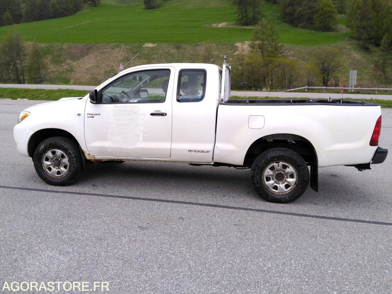 TOYOTA HILUX - Furgoneta basculante: foto 4 TOYOTA HILUX - Furgoneta basculante: foto 4