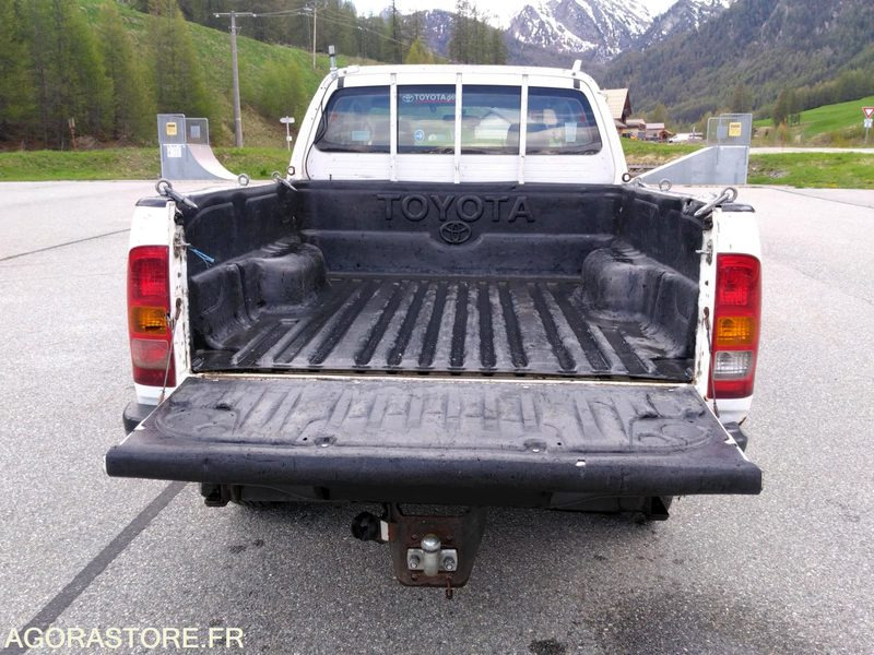 TOYOTA HILUX - Furgoneta basculante: foto 3 TOYOTA HILUX - Furgoneta basculante: foto 3