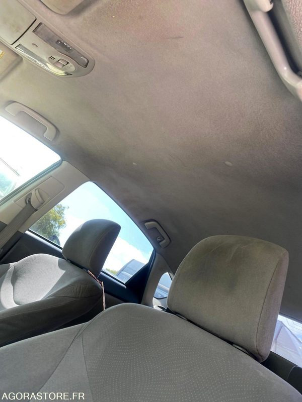 Coche TOYOTA PRIUS HYBRIDE 2/ELECRIQUE/ESS/GPL- 2012- 400000: foto 8