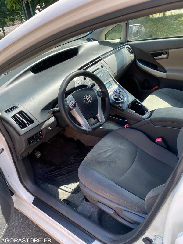 Coche TOYOTA PRIUS HYBRIDE 2/ELECRIQUE/ESS/GPL- 2012- 400000: foto 9