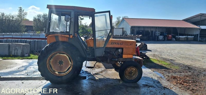 Tracteur Renault 651 8066H - Tractor: foto 1 Tracteur Renault 651 8066H - Tractor: foto 1