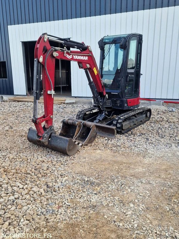 Minipelle yanmar vio27-6 - 2024 - 809 heures + 3 godets - Excavadora: foto 1 Minipelle yanmar vio27-6 - 2024 - 809 heures + 3 godets - Excavadora: foto 1