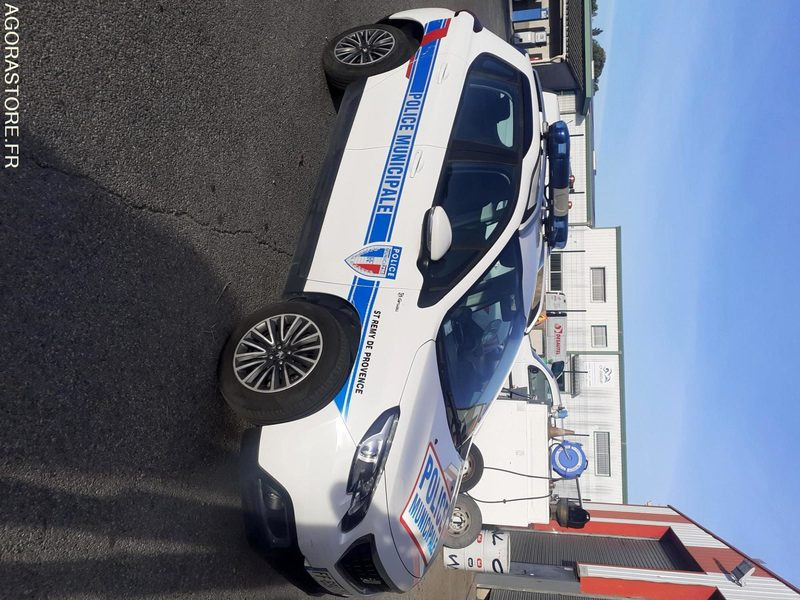 Peugeot 2008 police municipale - SUV/ Todoterreno: foto 4 Peugeot 2008 police municipale - SUV/ Todoterreno: foto 4