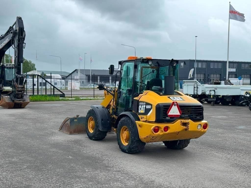 CAT 906 H 2 - Cargadora de ruedas: foto 1 CAT 906 H 2 - Cargadora de ruedas: foto 1