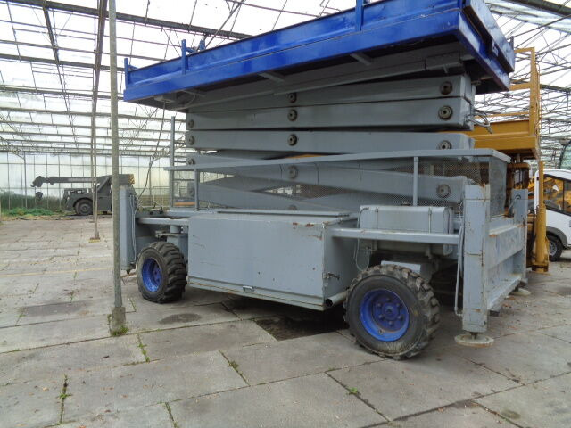 Plataforma de tijeras Liftlux SL172-24D4WD: foto 19