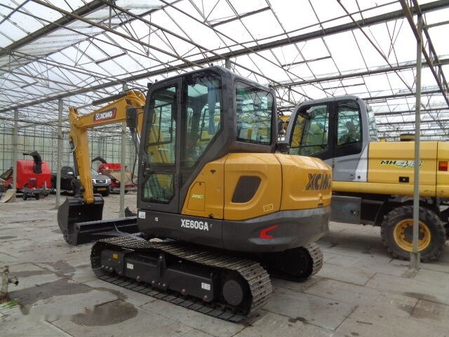 Excavadora de cadenas nuevo XCMG XE60GA: foto 1
