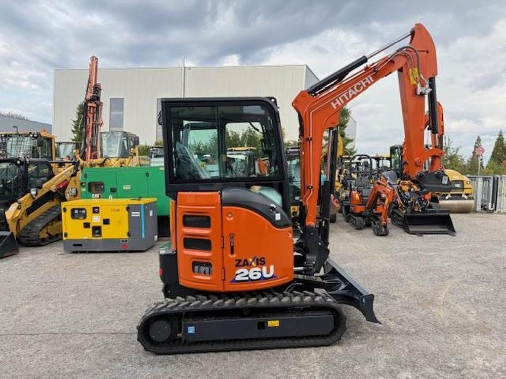 Hitachi ZX26 U-6 - Miniexcavadora: foto 1 Hitachi ZX26 U-6 - Miniexcavadora: foto 1