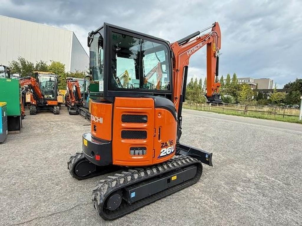 Hitachi ZX26 U-6 - Miniexcavadora: foto 4 Hitachi ZX26 U-6 - Miniexcavadora: foto 4
