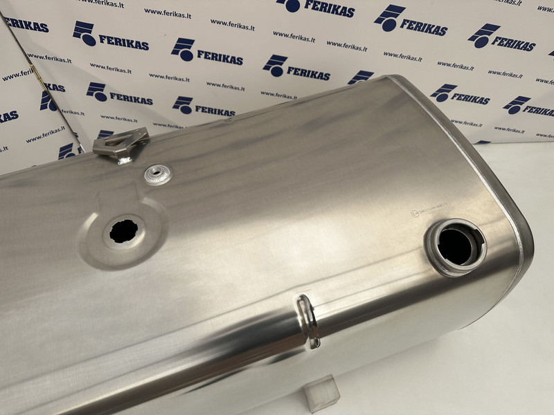 DAF New aluminum fuel tank 690L - Depósito de combustible para Camión: foto 4 DAF New aluminum fuel tank 690L - Depósito de combustible para Camión: foto 4