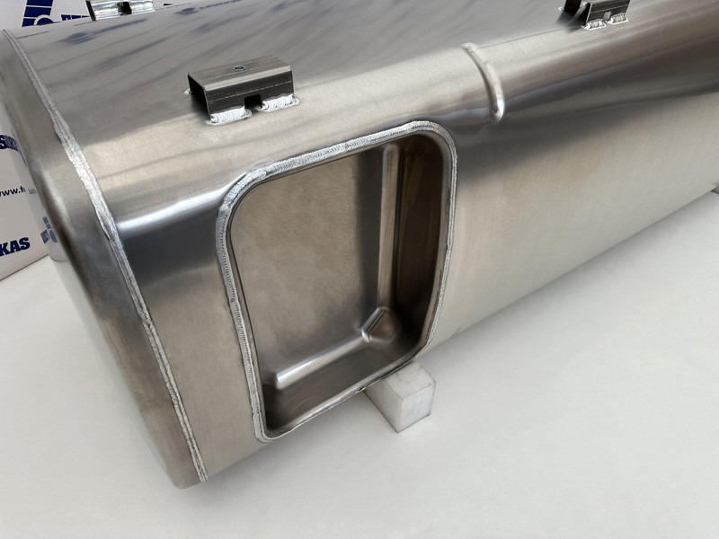 DAF New aluminum fuel tank 845L - Depósito de combustible para Camión: foto 4 DAF New aluminum fuel tank 845L - Depósito de combustible para Camión: foto 4