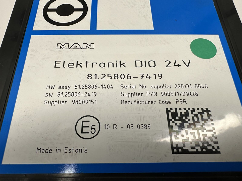 MAN Elektronik DIO 24V - Unidad de control para Camión: foto 3 MAN Elektronik DIO 24V - Unidad de control para Camión: foto 3