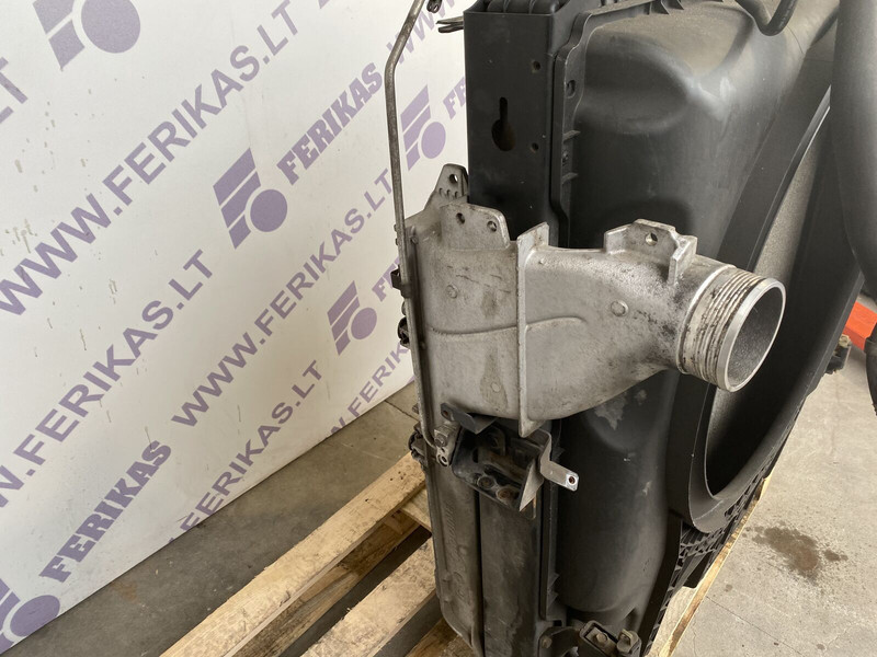 Mercedes-Benz Actros MP4 - Radiador para Camión: foto 5 Mercedes-Benz Actros MP4 - Radiador para Camión: foto 5