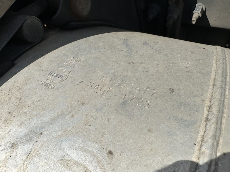 Renault fuel tank 480L - Depósito de combustible para Camión: foto 5 Renault fuel tank 480L - Depósito de combustible para Camión: foto 5