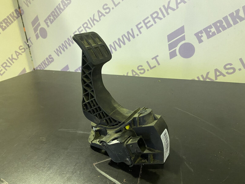 Renault t - Pedal para Camión: foto 1 Renault t - Pedal para Camión: foto 1