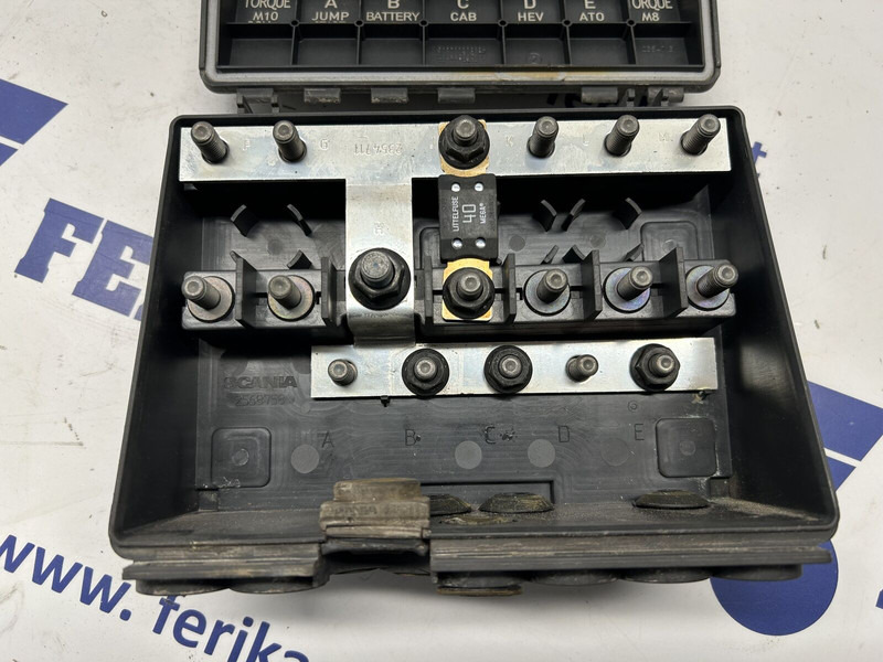 Scania fuse block - Sistema eléctrico para Camión: foto 5 Scania fuse block - Sistema eléctrico para Camión: foto 5