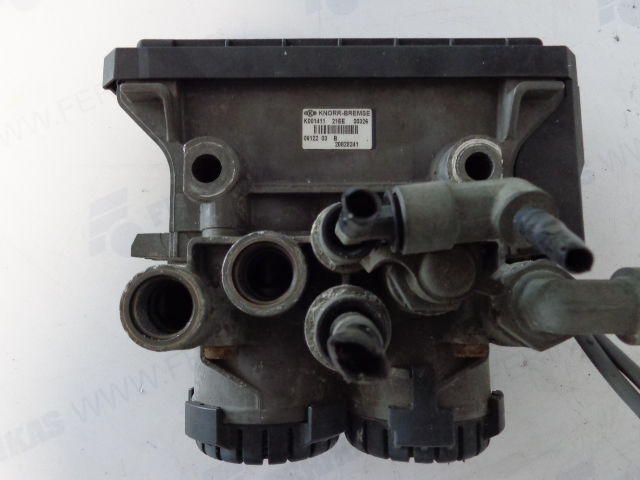 Volvo KNORR-BREMSE KNORR-BREMSE - Válvula para Camión: foto 1 Volvo KNORR-BREMSE KNORR-BREMSE - Válvula para Camión: foto 1