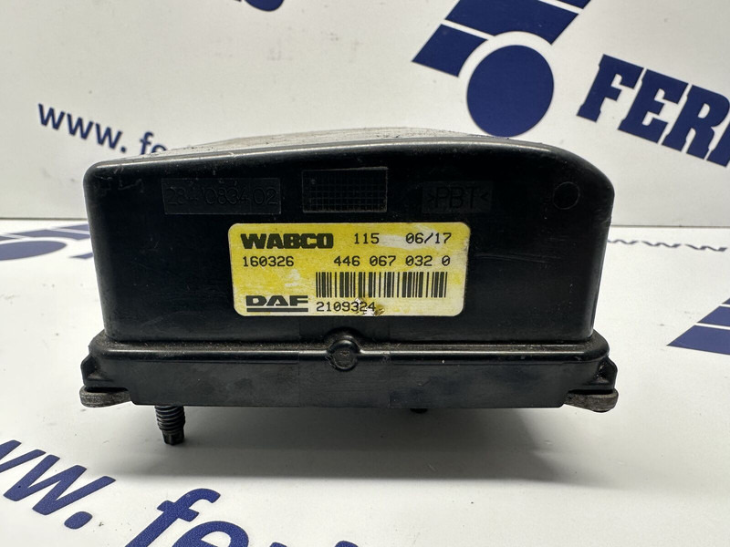 Wabco XF 106 - Unidad de control para Camión: foto 3 Wabco XF 106 - Unidad de control para Camión: foto 3