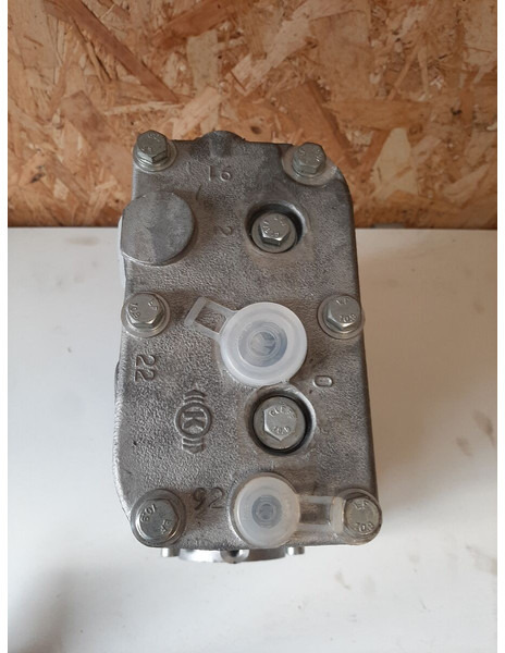 KNORR-BREMSE LP 4815 - Motor y piezas: foto 3 KNORR-BREMSE LP 4815 - Motor y piezas: foto 3