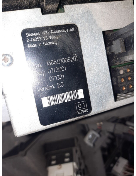 Mercedes-Benz D-78052VS - Salpicadero: foto 3 Mercedes-Benz D-78052VS - Salpicadero: foto 3