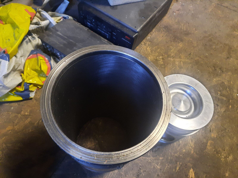 Scania - Motor y piezas: foto 2 Scania - Motor y piezas: foto 2