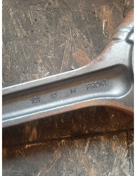 Volvo B10 - Motor y piezas: foto 2 Volvo B10 - Motor y piezas: foto 2