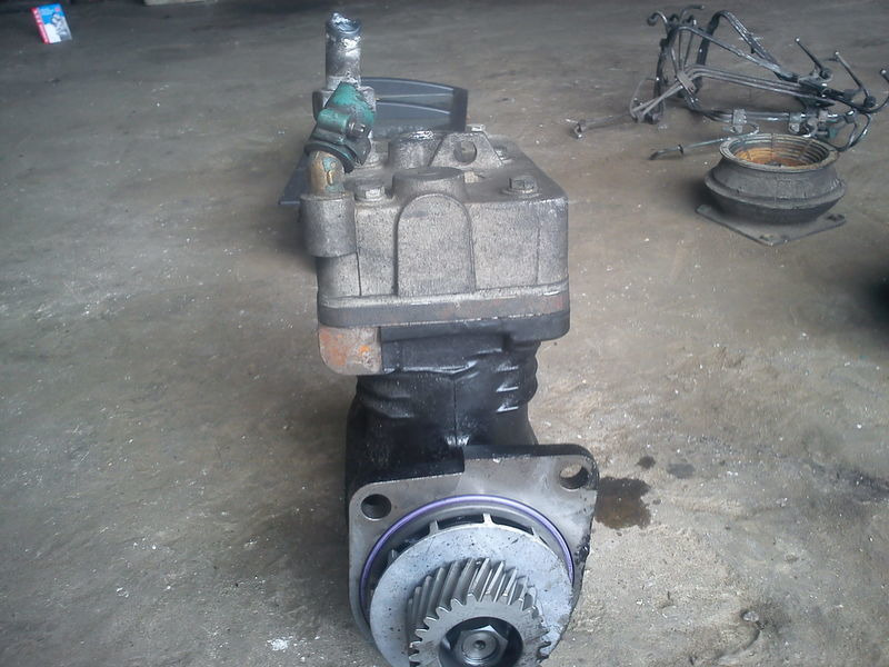 Volvo LK4918/ KZ 43326 . WABCO 4121008062 - Motor y piezas: foto 4 Volvo LK4918/ KZ 43326 . WABCO 4121008062 - Motor y piezas: foto 4