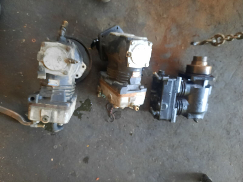 Volvo LP4905 /. LP4992 -B12 .Мерседес - Motor y piezas: foto 4 Volvo LP4905 /. LP4992 -B12 .Мерседес - Motor y piezas: foto 4