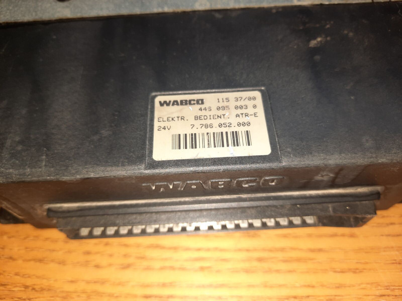 Unidad de control Wabco 4460550520.\FLO Control 22123A24\0839W3: foto 6