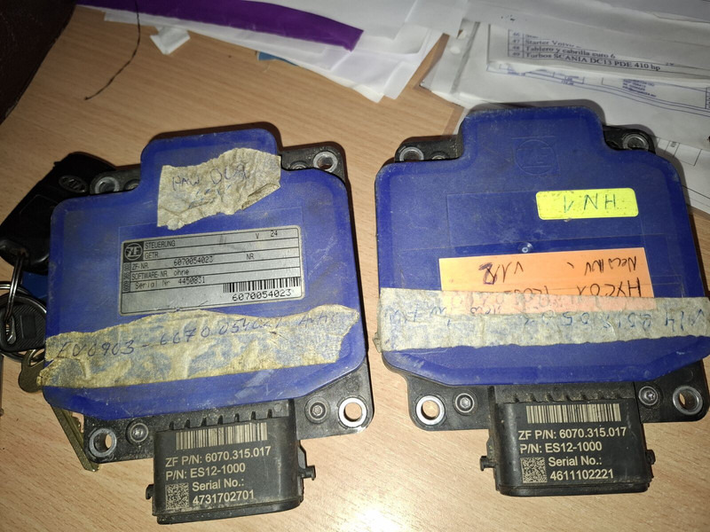 ZF 6070-054-023 - Caja de cambios: foto 1 ZF 6070-054-023 - Caja de cambios: foto 1
