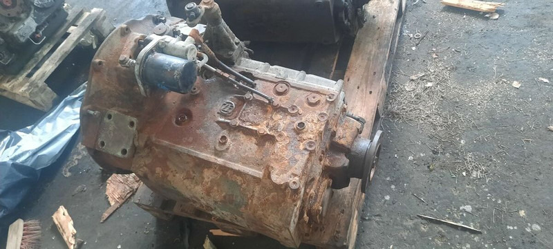 ZF S6-90 . S5-42 - Caja de cambios: foto 4 ZF S6-90 . S5-42 - Caja de cambios: foto 4