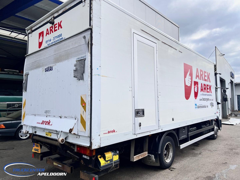 Iveco Eurocargo 120E24 6 Cylinder, Manuel 8 gears, 3 Seat - Camión caja cerrada: foto 2 Iveco Eurocargo 120E24 6 Cylinder, Manuel 8 gears, 3 Seat - Camión caja cerrada: foto 2