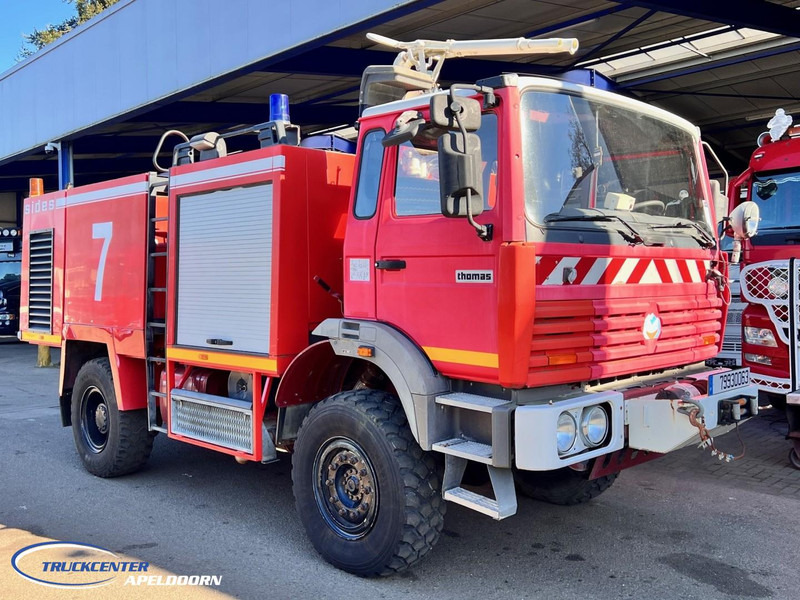 Renault Thomas Sides BS13 4x4, Twin engine! - Camión de bomberos: foto 1 Renault Thomas Sides BS13 4x4, Twin engine! - Camión de bomberos: foto 1
