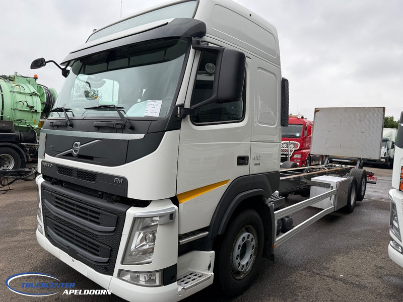 Volvo FM 410 379000 km, 6x2, Globetrotter - Camión chasis: foto 3 Volvo FM 410 379000 km, 6x2, Globetrotter - Camión chasis: foto 3