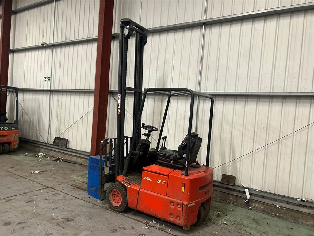 Linde E12Z-02 - Carretilla elevadora eléctrica: foto 3 Linde E12Z-02 - Carretilla elevadora eléctrica: foto 3