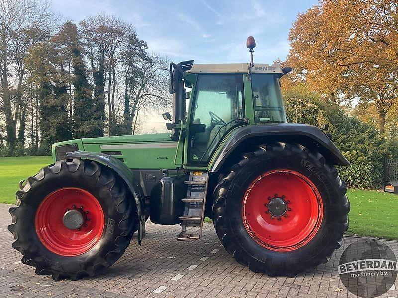 Fendt Favorit 824 - Tractor: foto 2 Fendt Favorit 824 - Tractor: foto 2