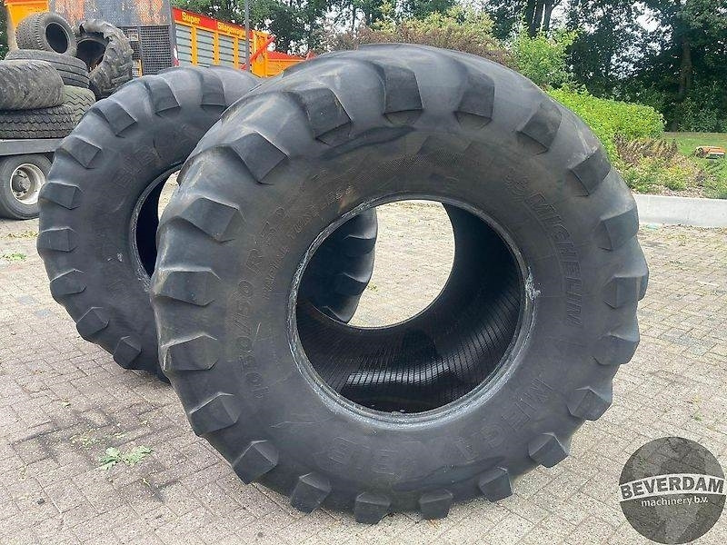 Michelin MEGA BIB 1050/50R32 - Neumático para Maquinaria agrícola: foto 2 Michelin MEGA BIB 1050/50R32 - Neumático para Maquinaria agrícola: foto 2