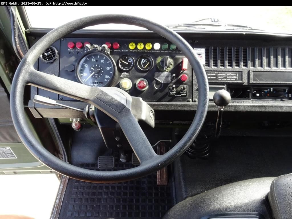 Iveco Magirus 110-17 AW oldtimerfähig - Camión lona: foto 3 Iveco Magirus 110-17 AW oldtimerfähig - Camión lona: foto 3