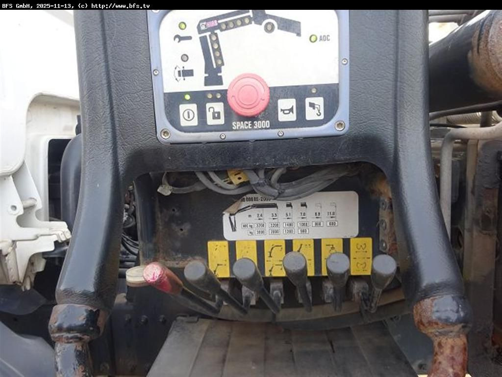 MAN TGL 12.220 4x2 BB - Camión volquete: foto 4 MAN TGL 12.220 4x2 BB - Camión volquete: foto 4