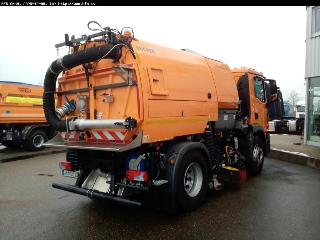 MAN TGM 18.250 4x2 BL Bucher V65_Twin - Barredora vial: foto 2 MAN TGM 18.250 4x2 BL Bucher V65_Twin - Barredora vial: foto 2