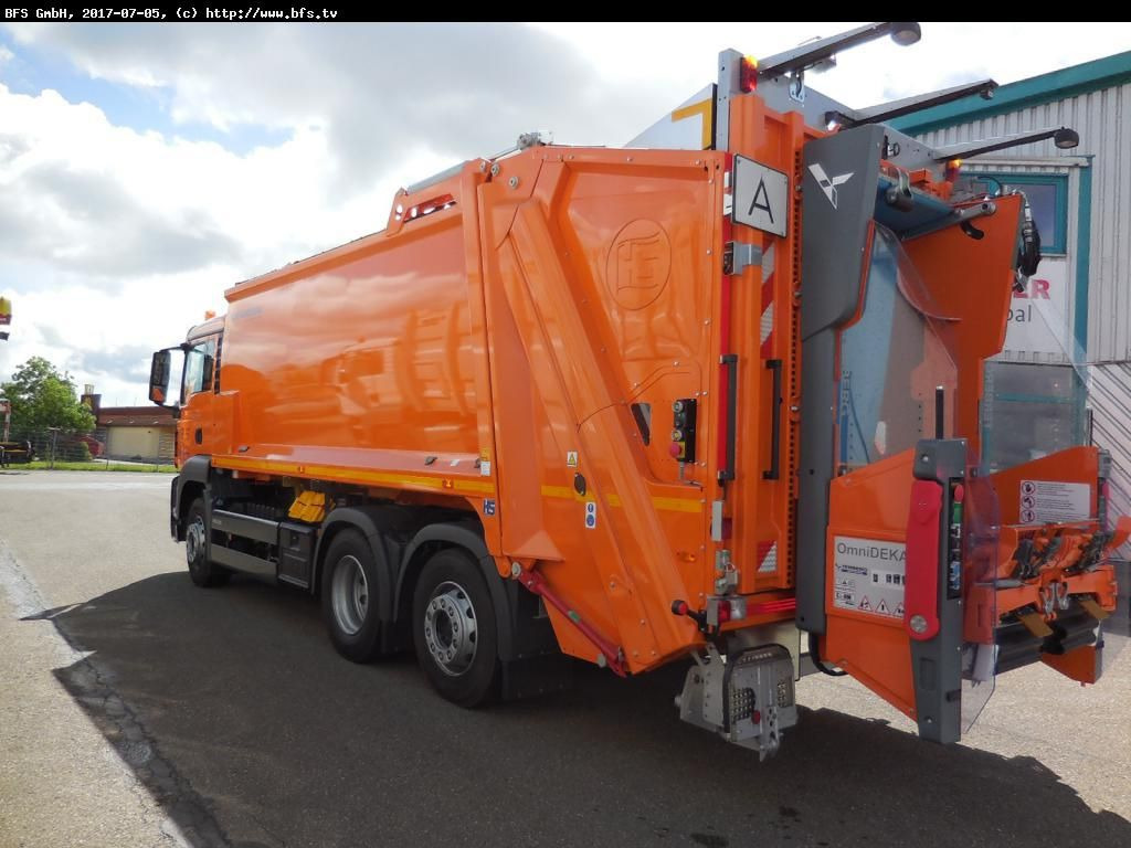 MAN TGS 26.320 6X2-2 BL HS HL Olympus 21W - Omni-DEK - Camión de basura: foto 3 MAN TGS 26.320 6X2-2 BL HS HL Olympus 21W - Omni-DEK - Camión de basura: foto 3