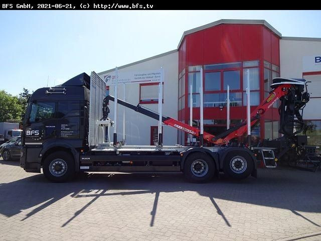 MAN TGS (TG3) 26.510 6x4H-4 BL CH Kurzholz Bio Öl - Camión forestal: foto 2 MAN TGS (TG3) 26.510 6x4H-4 BL CH Kurzholz Bio Öl - Camión forestal: foto 2