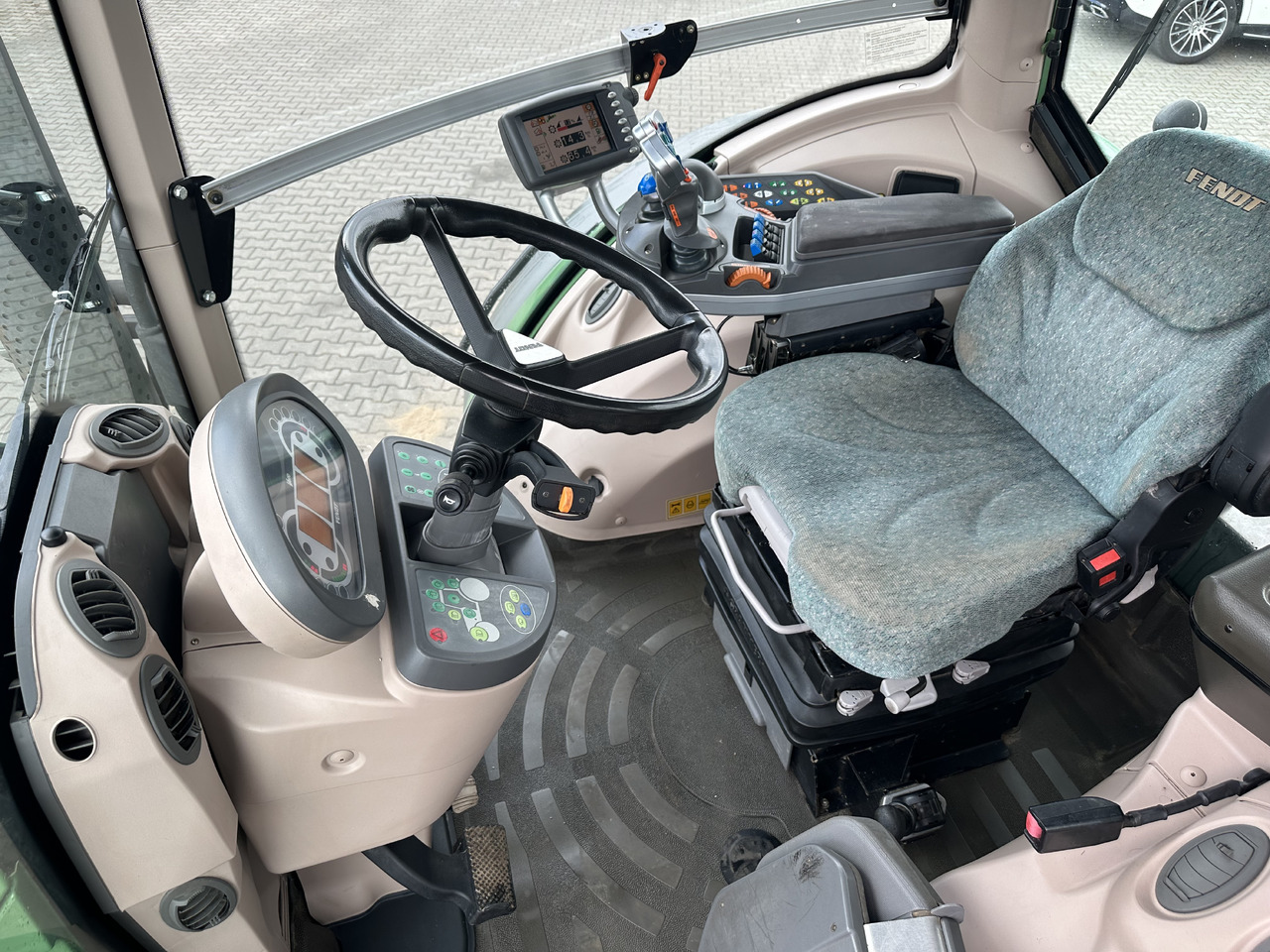 Tractor Fendt 927 VARIO PROFI: foto 8