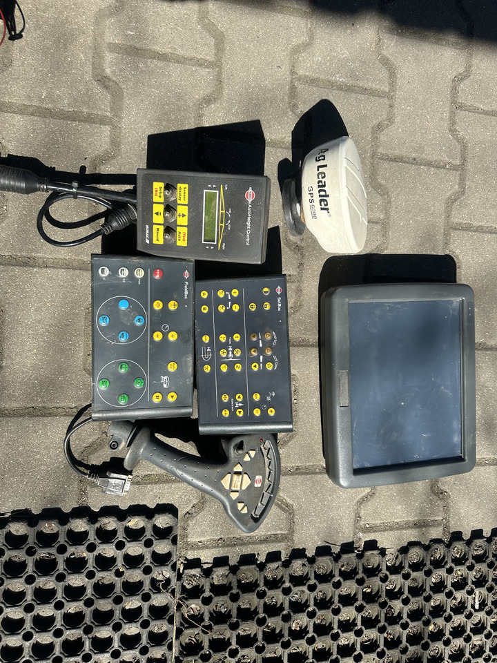 Hardi Commander 4400 30m GPS - Pulverizador arrastrado: foto 4 Hardi Commander 4400 30m GPS - Pulverizador arrastrado: foto 4