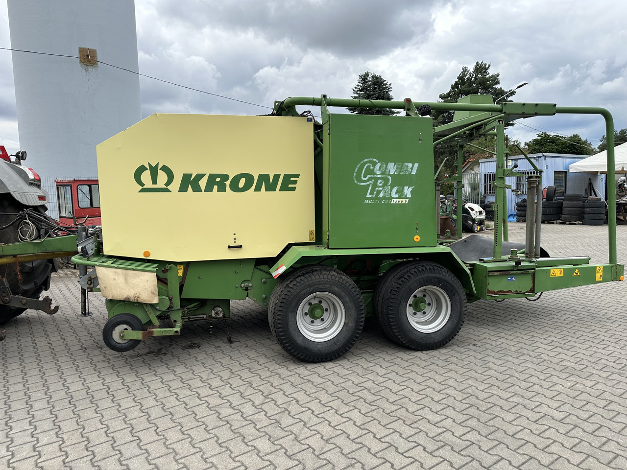 Krone COMBI PACK 1500 V MC - Rotoempacadora: foto 3 Krone COMBI PACK 1500 V MC - Rotoempacadora: foto 3