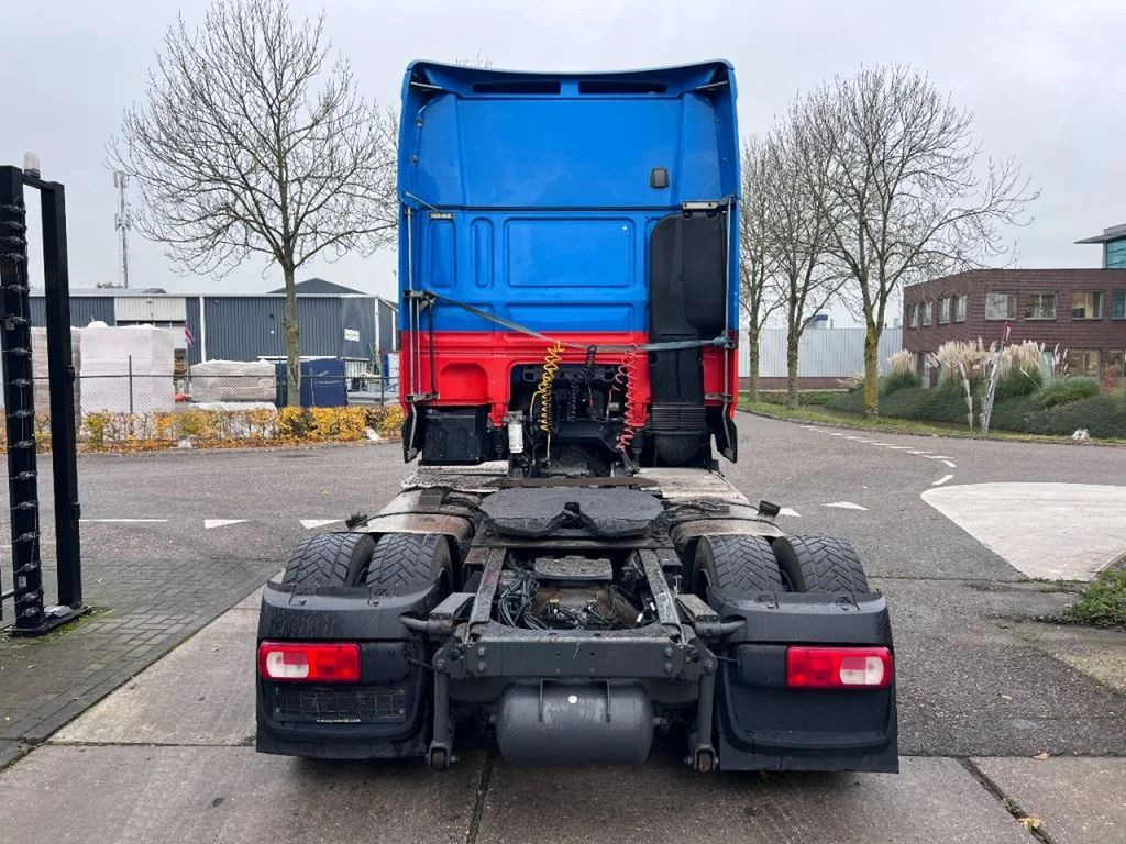 DAF XF 440 4X2 MEGA 678.649km - Cabeza tractora: foto 5 DAF XF 440 4X2 MEGA 678.649km - Cabeza tractora: foto 5